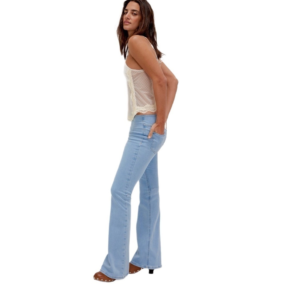 Free People NWT We The Free “Penny Pull on Flare Jeans” in Sapphire! Cotton - Picture 2 of 10